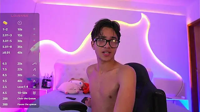 Snapshot of jin_luna chatting on 11-28-25, 12:08 jin luna online show from 11-28-25, 12:08