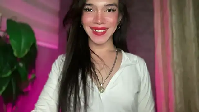 Misselliefayexxx online show from 04-15-26, 01:56