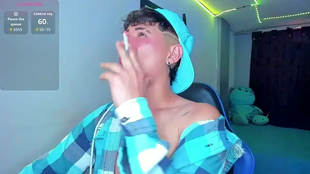 Jostin18 online show from 12-22-25, 02:25