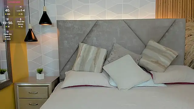 Snapshot of Jade_Whisper chatting on 11-01-25, 01:29 Jade Whisper online show from 11-01-25, 01:29