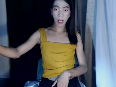 Snapshot of xyourdreamtrans chatting on 09-30-25, 02:27 xyourdreamtrans online show from 09-30-25, 02:27