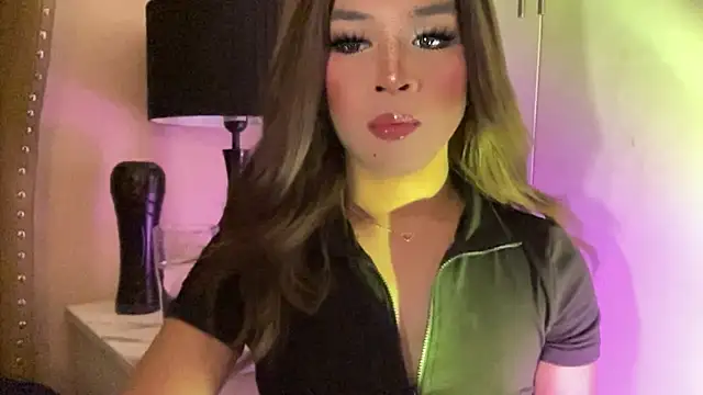 solana imani online show from 11-20-25, 02:28