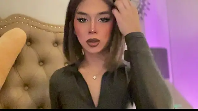 Snapshot of solana_imani chatting on 05-16-26, 02:49 solana imani online show from 05-16-26, 02:49
