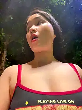 Snapshot of Okleotina chatting on 10-11-25, 03:32 Okleotina online show from 10-11-25, 03:32