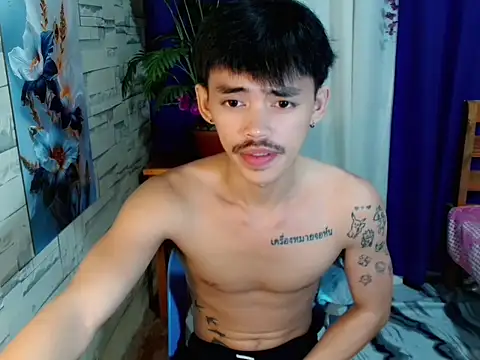 Snapshot of urhunky_boy chatting on 06-27-26, 08:25 urhunky boy online show from 06-27-26, 08:25
