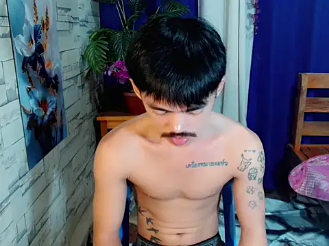 Snapshot of urhunky_boy chatting on 07-18-26, 11:52 urhunky boy online show from 07-18-26, 11:52