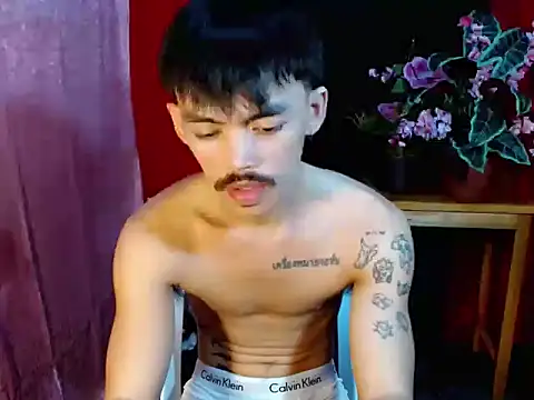Snapshot of urhunky_boy chatting on 07-25-26, 10:35 urhunky boy online show from 07-25-26, 10:35