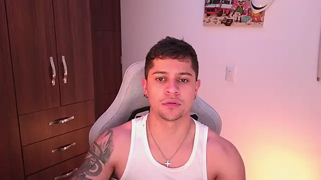 domsantiago  online show from 10-28-25, 01:20