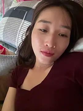 Snapshot of oneyou_400 chatting on 06-18-26, 02:45 oneyou 400 online show from 06-18-26, 02:45