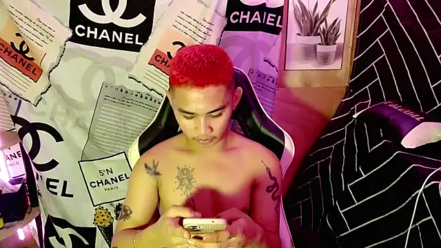 Snapshot of asianhardcock25 chatting on 09-29-25, 10:20 asianhardcock25 online show from 09-29-25, 10:20