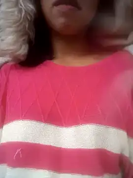 Snapshot of emaame68 chatting on 09-18-25, 02:13 emaame68 online show from 09-18-25, 02:13