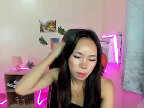 Shindoll online show from 11-10-25, 11:53