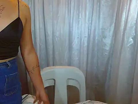 Seductive akira11 online show from 04-25-26, 06:16