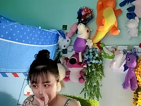 Snapshot of emgaixinhngoan chatting on 11-02-25, 04:31 emgaixinhngoan online show from 11-02-25, 04:31