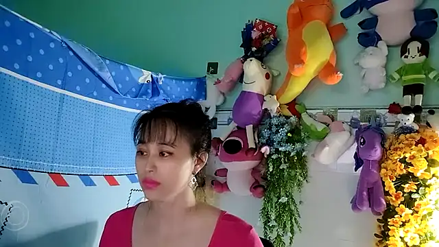 Snapshot of emgaixinhngoan chatting on 11-05-25, 05:35 emgaixinhngoan online show from 11-05-25, 05:35