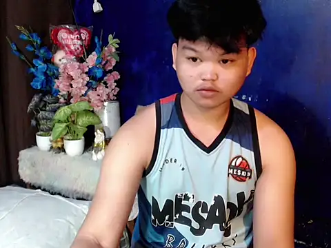 Reynelcock online show from 03-19-26, 08:02