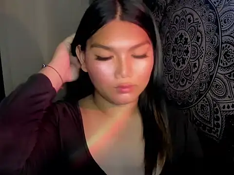 Lou heart online show from 04-16-26, 09:39