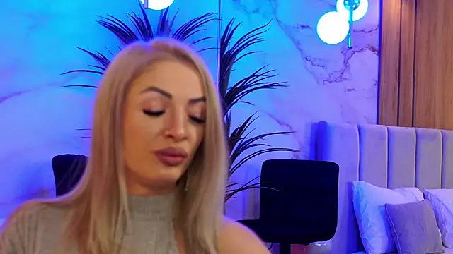 Izabellle02 online show from 03-04-26, 05:02