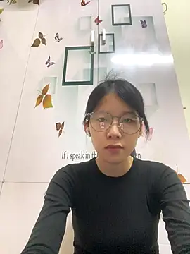 meomeo2k6 online show from 11-19-25, 02:06