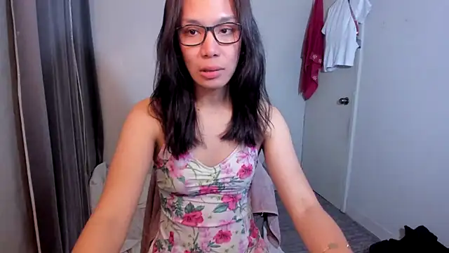 lucyshanex online show from 09-30-25, 02:11