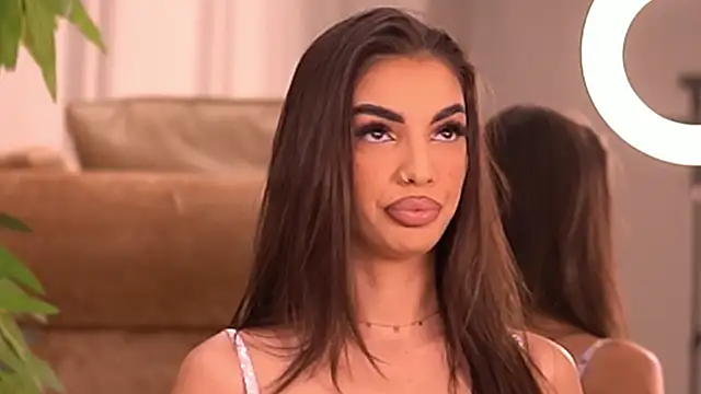 KendalJolly online show from 10-18-25, 04:37