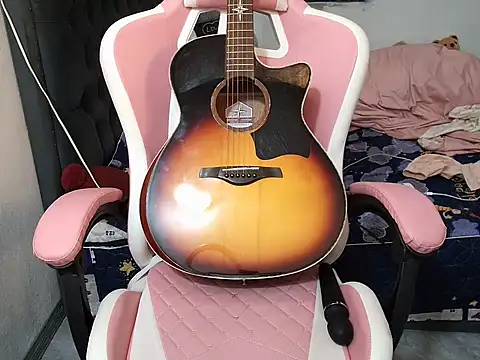 Ori-Yannie online show from 09-22-25, 05:20