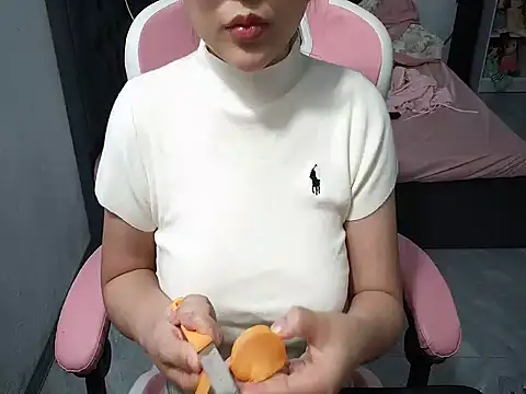 Ori-Yannie online show from 11-02-25, 06:05