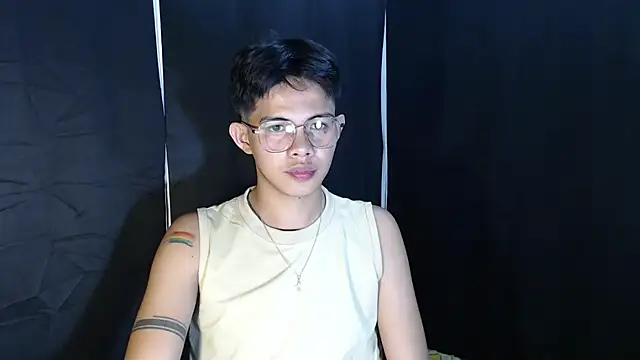 Snapshot of Serendipity_777 chatting on 10-30-25, 05:24 Serendipity 777 online show from 10-30-25, 05:24