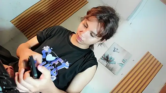 Ts morena online show from 10-28-25, 04:09