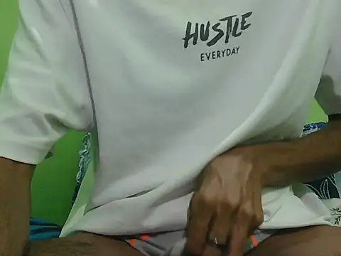 rockyy23boy online show from 12-16-25, 02:44