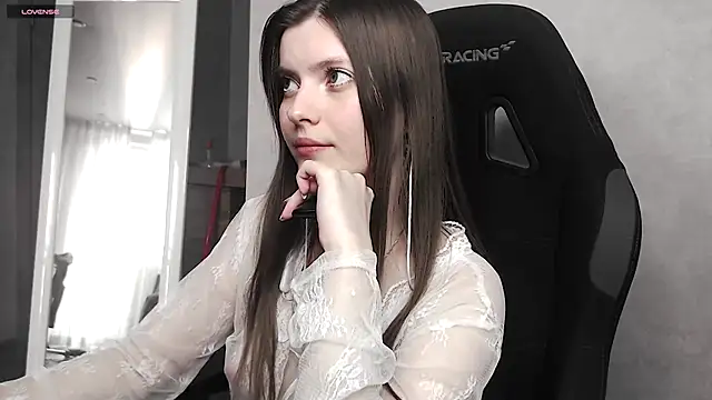 cute elfy  online show from 10-03-25, 02:03