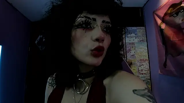 Vero Osb  online show from 07-12-26, 08:33