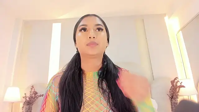 SalomeeBell online show from 09-18-25, 08:33