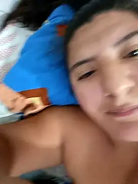 Snapshot of ashley0801 chatting on 12-18-25, 04:07 ashley0801 online show from 12-18-25, 04:07