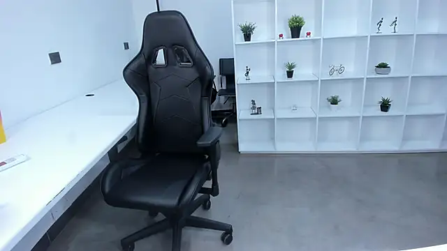 megan bigboobs  online show from 11-07-25, 11:10