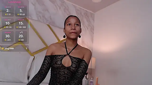 Snapshot of LorenBeiker- chatting on 11-11-25, 11:10 LorenBeiker- online show from 11-11-25, 11:10