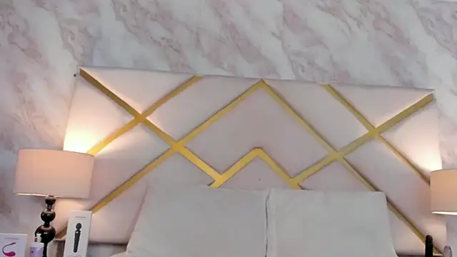 Snapshot of LorenBeiker- chatting on 12-15-25, 11:36 LorenBeiker- online show from 12-15-25, 11:36