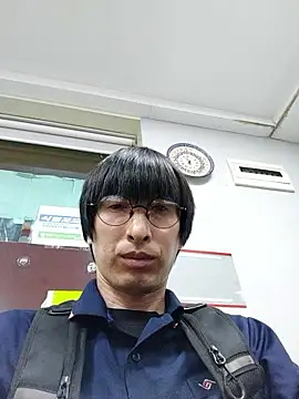 Koreanjjc online show from 04-27-26, 08:51