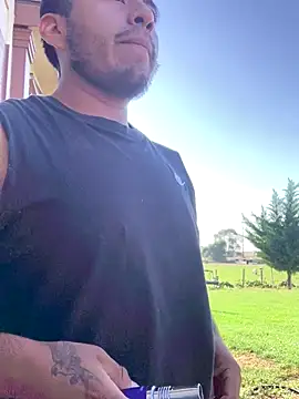 Snapshot of edddy23 chatting on 09-24-25, 11:19 edddy23 online show from 09-24-25, 11:19