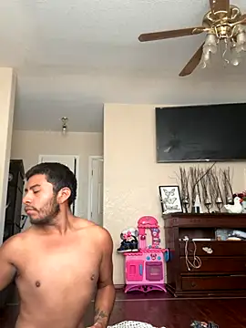 Snapshot of edddy23 chatting on 10-09-25, 03:54 edddy23 online show from 10-09-25, 03:54