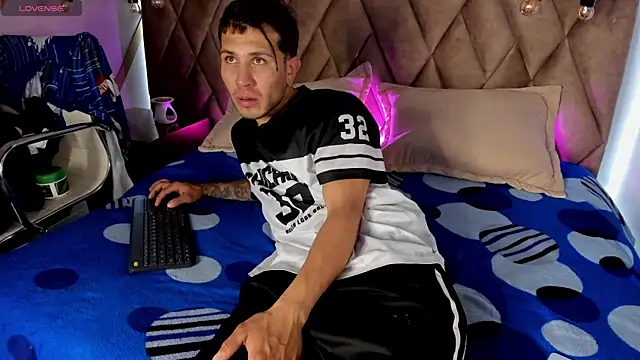 Thonixxx mr online show from 04-20-26, 02:31