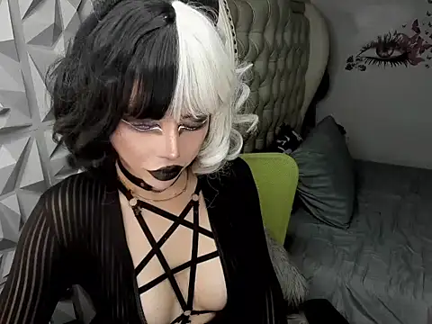 janecomander online show from 06-12-26, 02:10