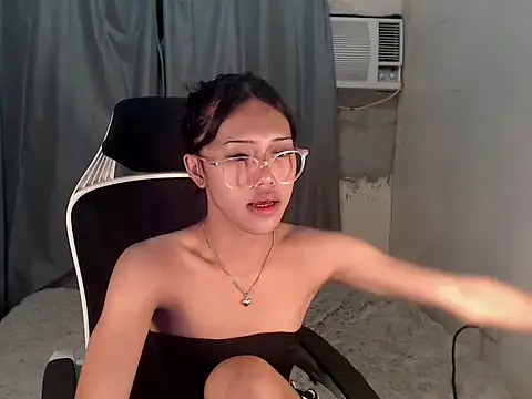 urcurlydiva online show from 06-18-26, 08:47