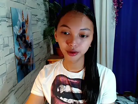 Simi Ipit online show from 07-24-26, 02:42
