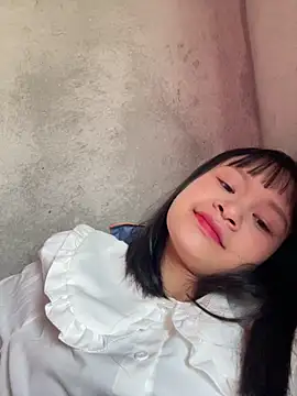 Daisy018 online show from 12-20-25, 04:08