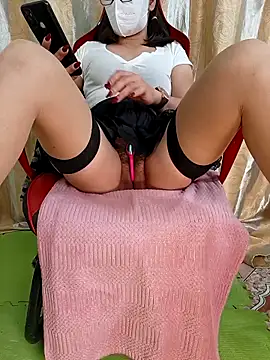 Mizzu-mi online show from 11-28-25, 02:42