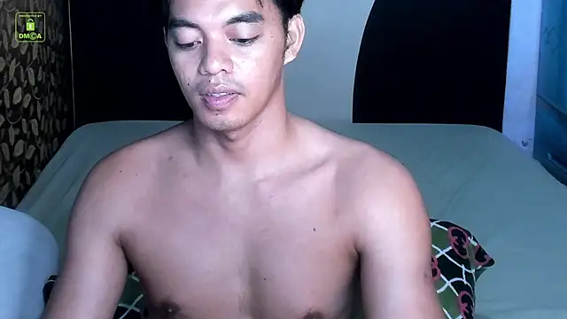 Snapshot of Crazyasiancum1 chatting on 08-08-26, 05:42 Crazyasiancum1 online show from 08-08-26, 05:42