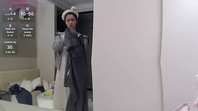 Mimi-cnbaby online show from 11-12-25, 12:16