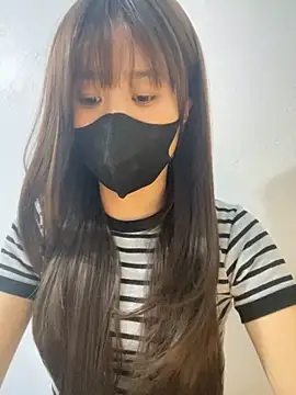 Snapshot of Lucy217 chatting on 10-28-25, 01:25 Lucy217 online show from 10-28-25, 01:25