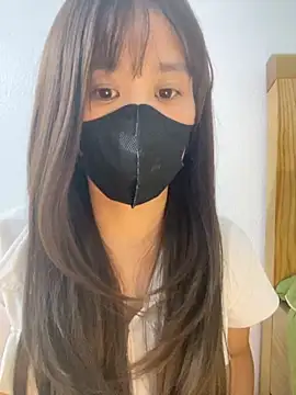 Snapshot of Lucy217 chatting on 10-29-25, 01:13 Lucy217 online show from 10-29-25, 01:13